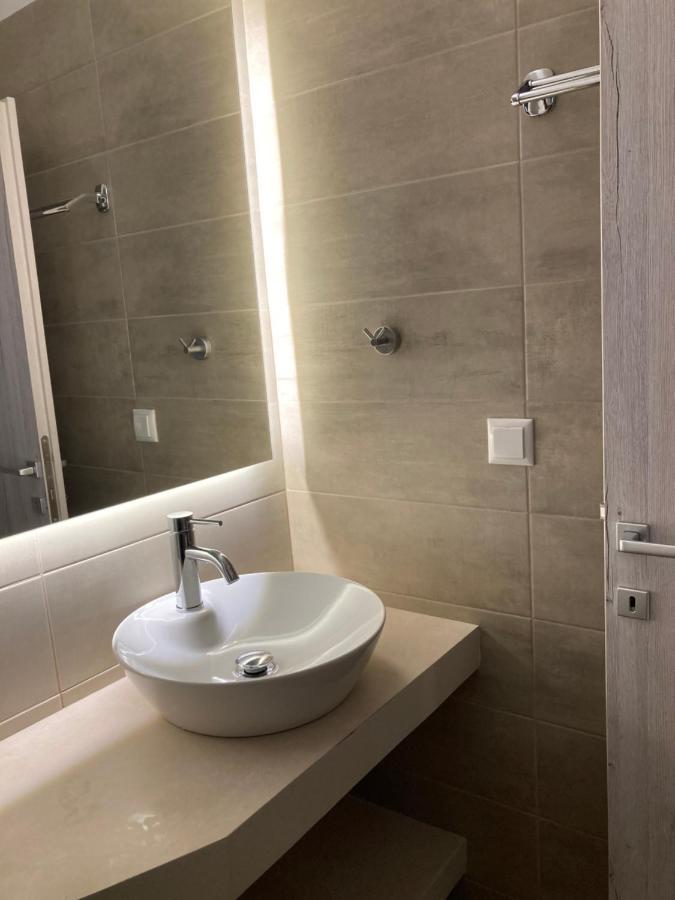 The Mits Luxury Apartments Città di Skiathos Esterno foto