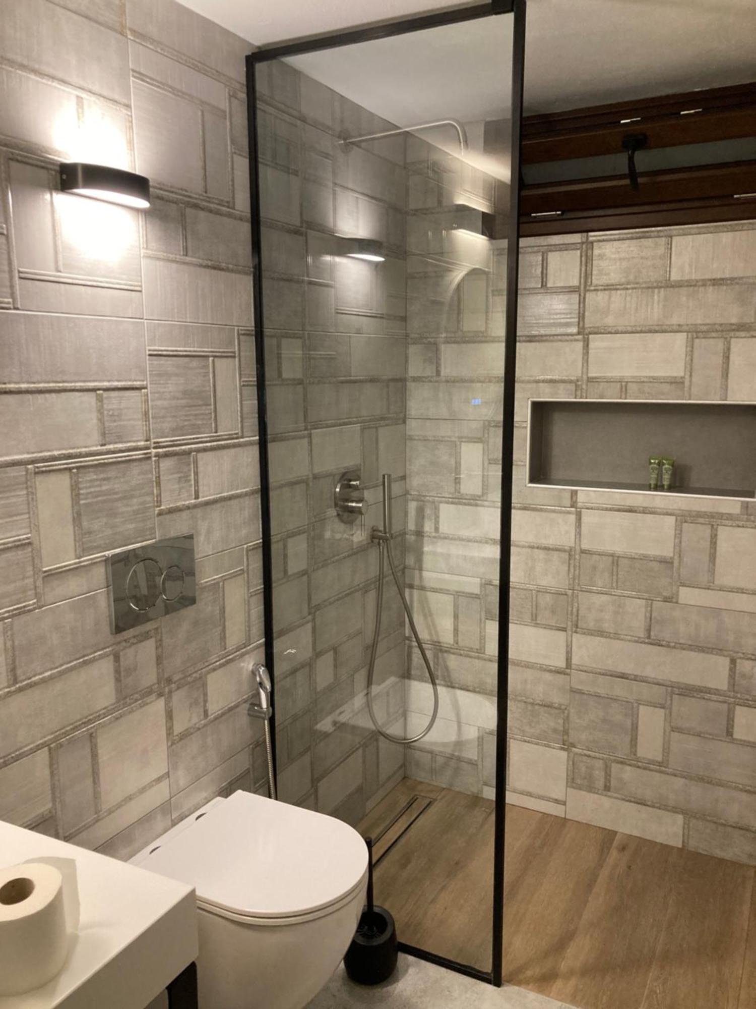 The Mits Luxury Apartments Città di Skiathos Esterno foto